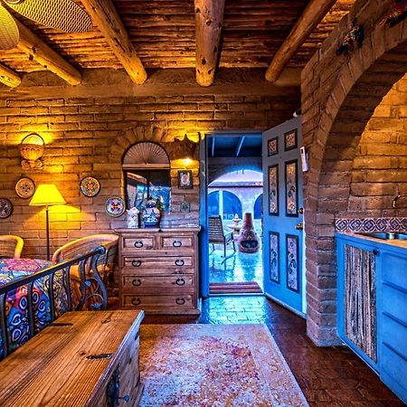 Casa Tierra Adobe Bed & Breakfast Avra Exterior photo