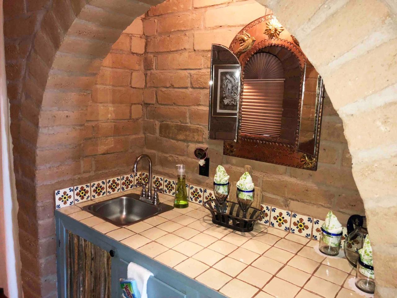 Casa Tierra Adobe Bed & Breakfast Avra Exterior photo